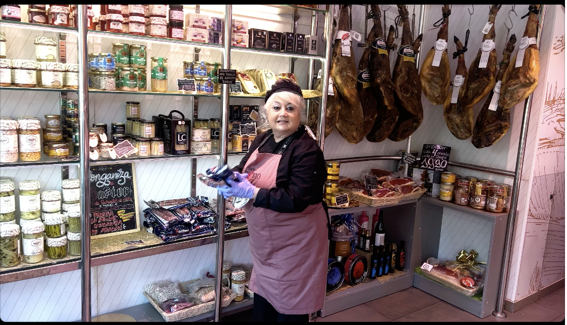 Caja regalo gourmet con lazo